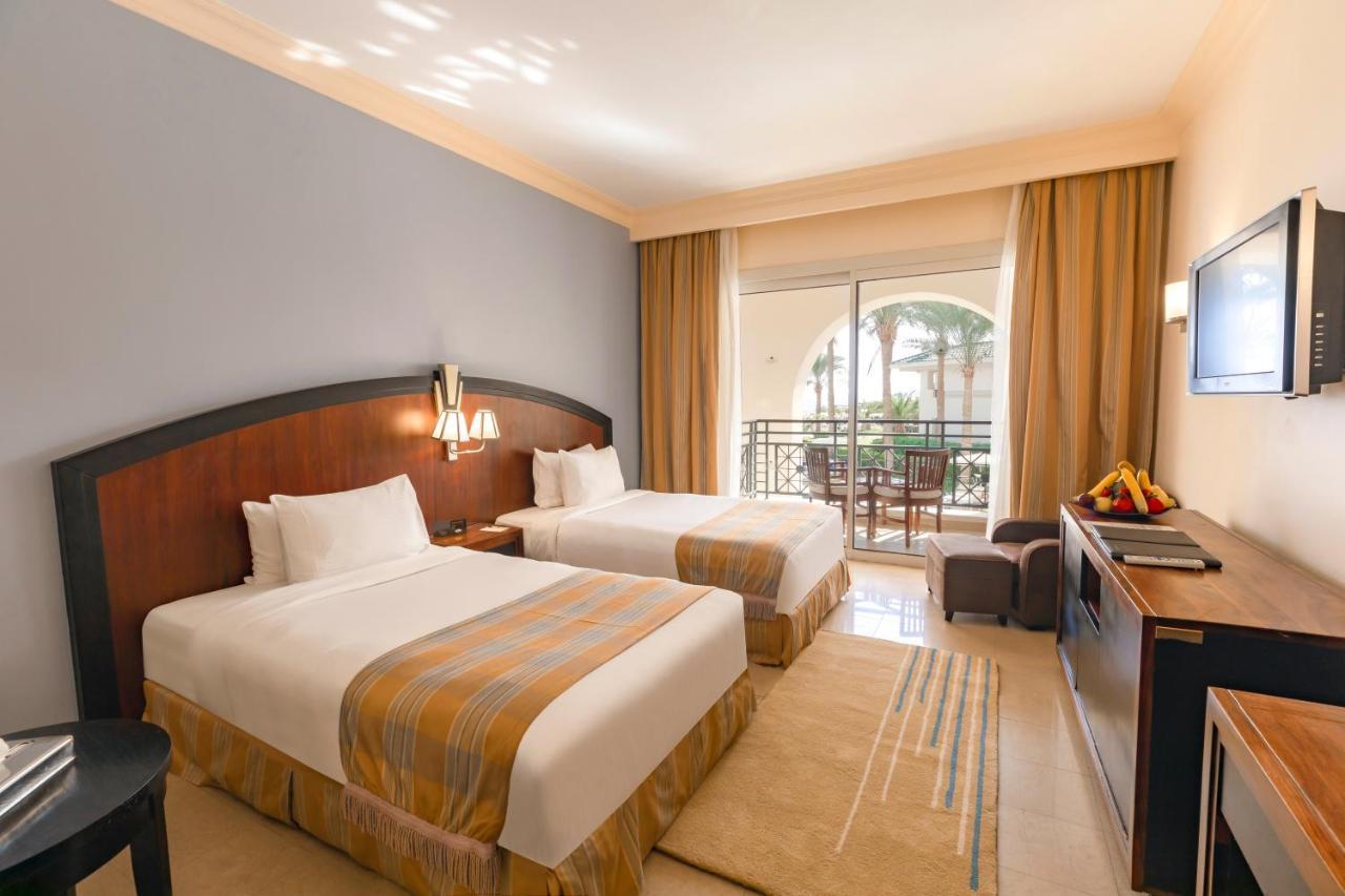 فندق وسبا ستيلا دي ماري بيتش شرم الشيخ المظهر الخارجي الصورة A room at the Hilton Sharm El Sheikh