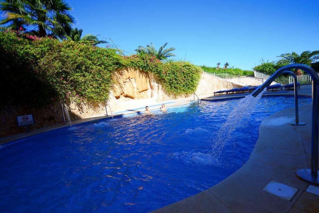 فندق وسبا ستيلا دي ماري بيتش شرم الشيخ المظهر الخارجي الصورة The swimming pool at the hotel