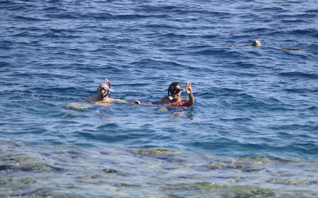 فندق وسبا ستيلا دي ماري بيتش شرم الشيخ المظهر الخارجي الصورة Snorkeling in the Red Sea